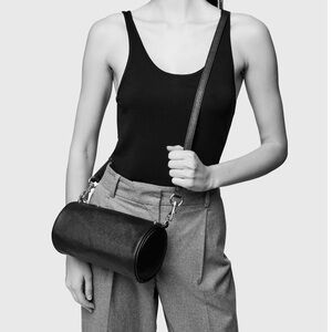 Elegant Black Women's Shoulder Bag